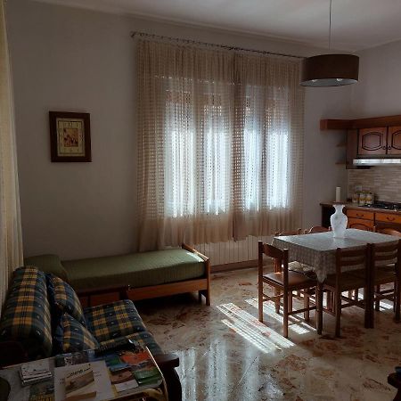 Appartamento Casa Vacanze Lina San Mauro Castelverde Esterno foto